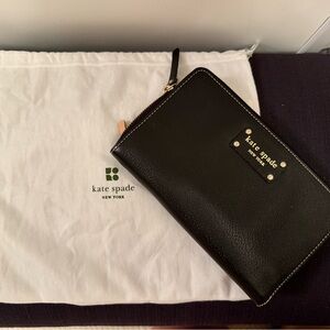 Kate Spade Black Zip-Around Wallet - black